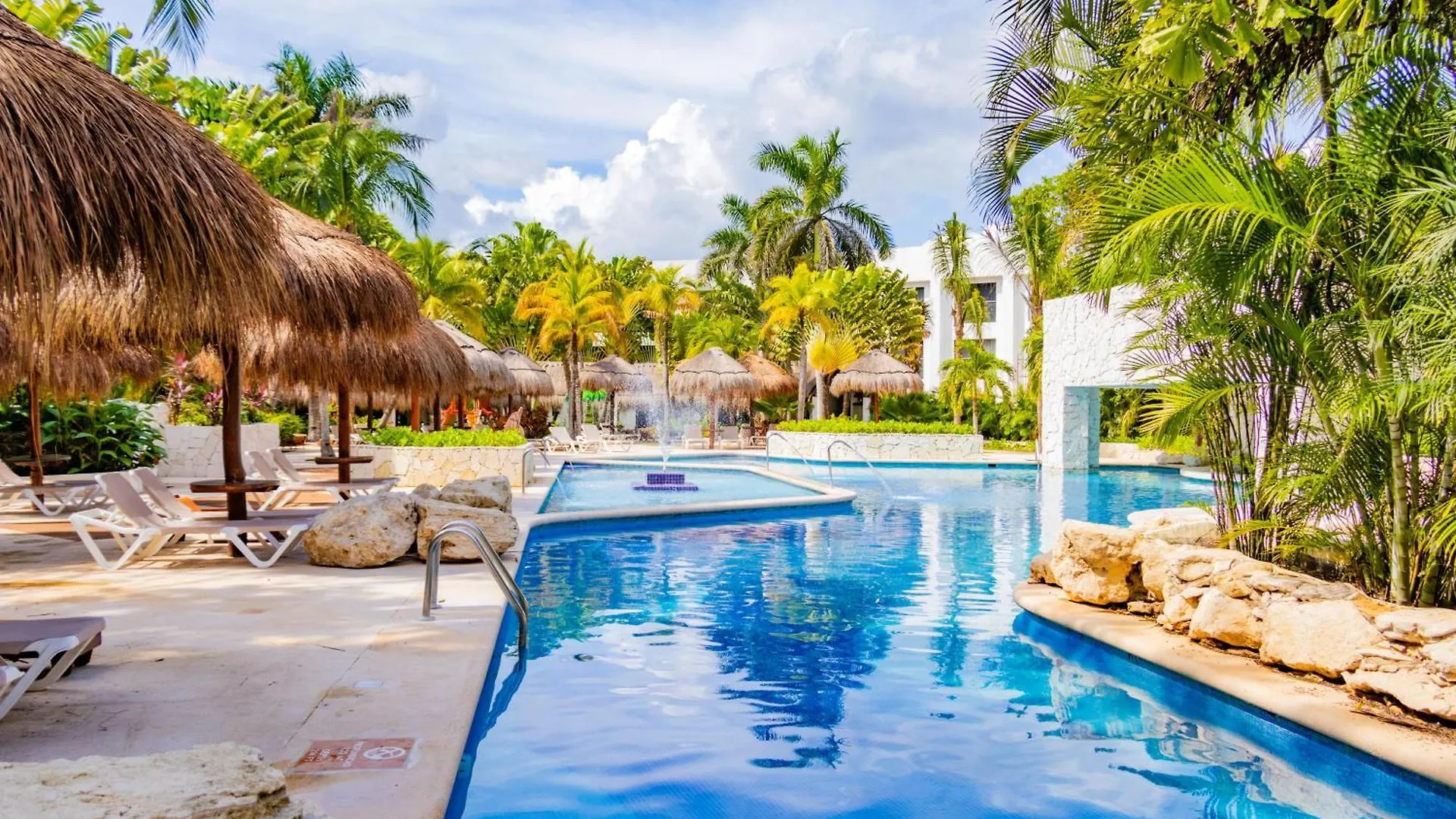 Grand Oasis Tulum Riviera Hotel Akumal